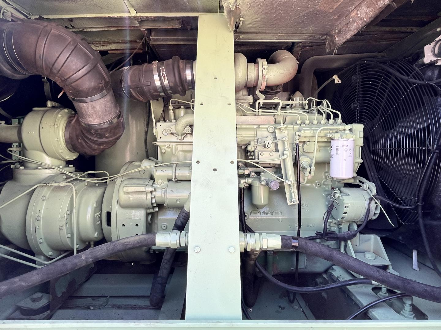 ./imagenes/INVOICE/2019/16904/COMPRESOR SULLAIR 900HD TQ 900 (22).JPG